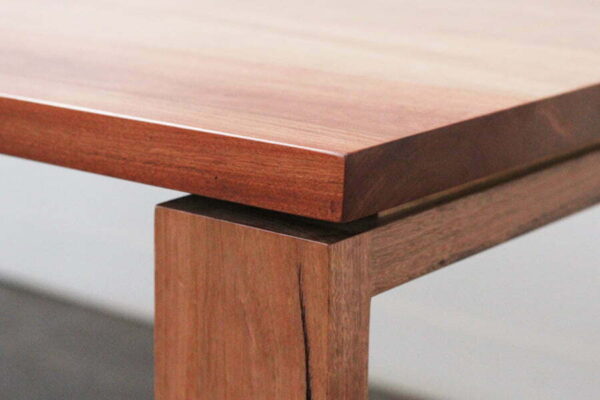 Archie timber desk with floating top detail
