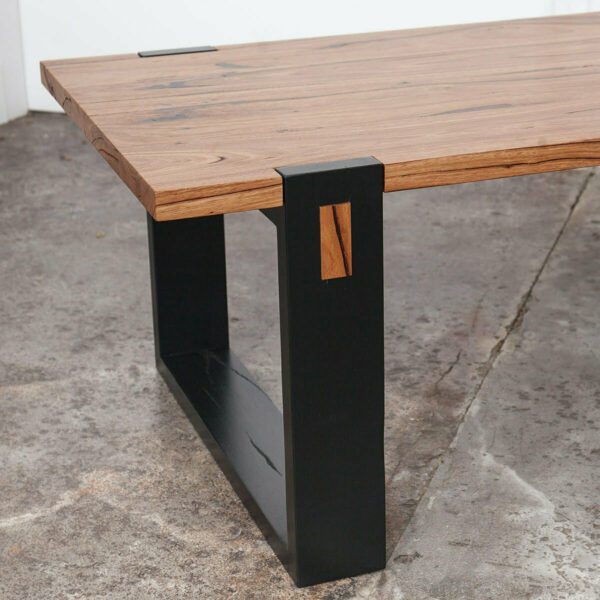 Strathewen coffee table with black leg detail