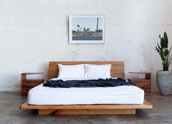 timber floating bed