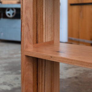 Messmate timber bookshelf detail