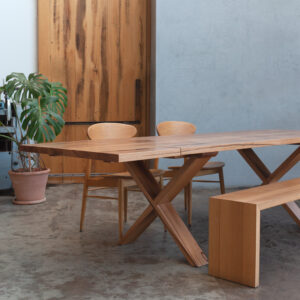 Tallulah Extendable Dining Table with chairs